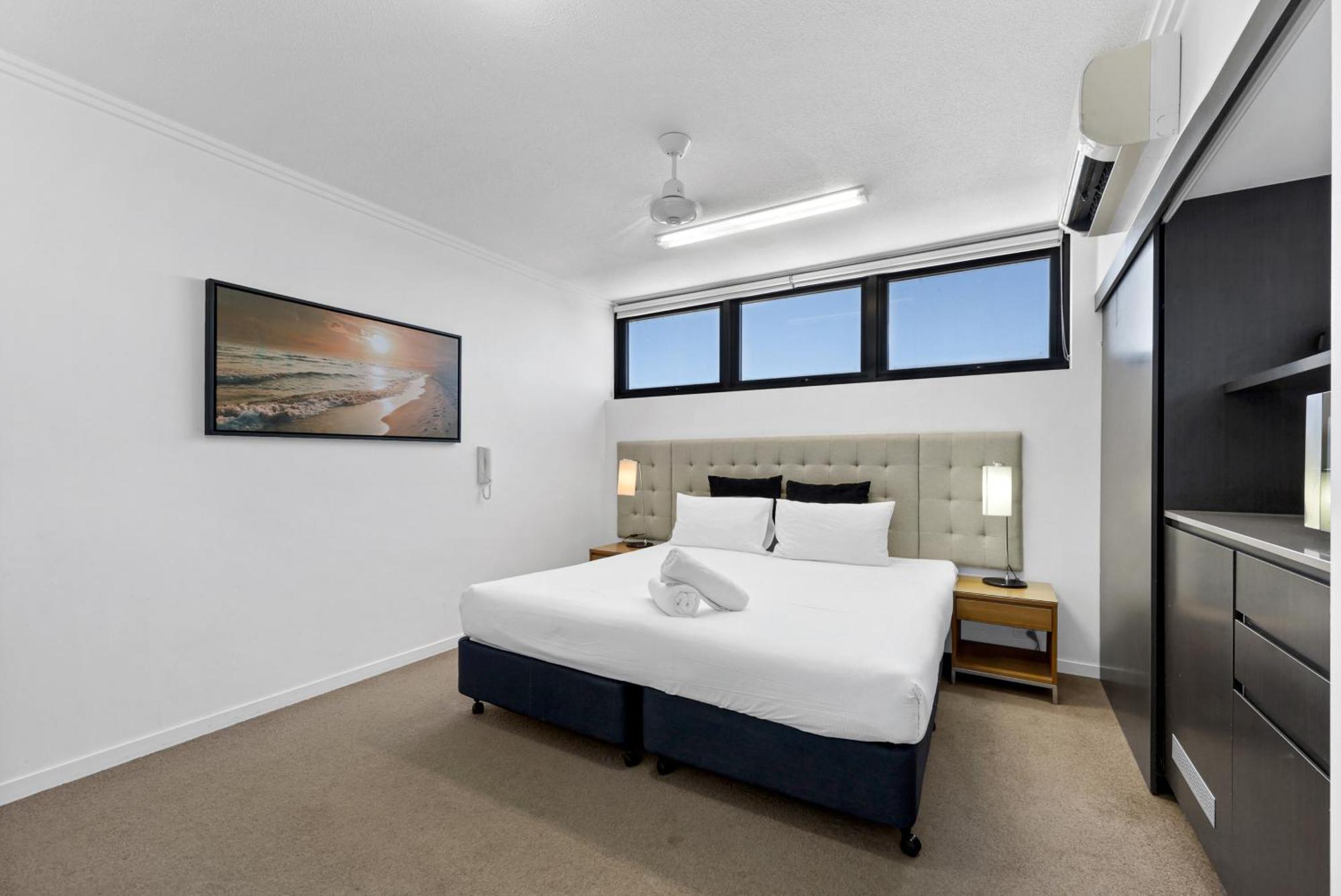 Pacific Sands Apartments Mackay Bagian luar foto