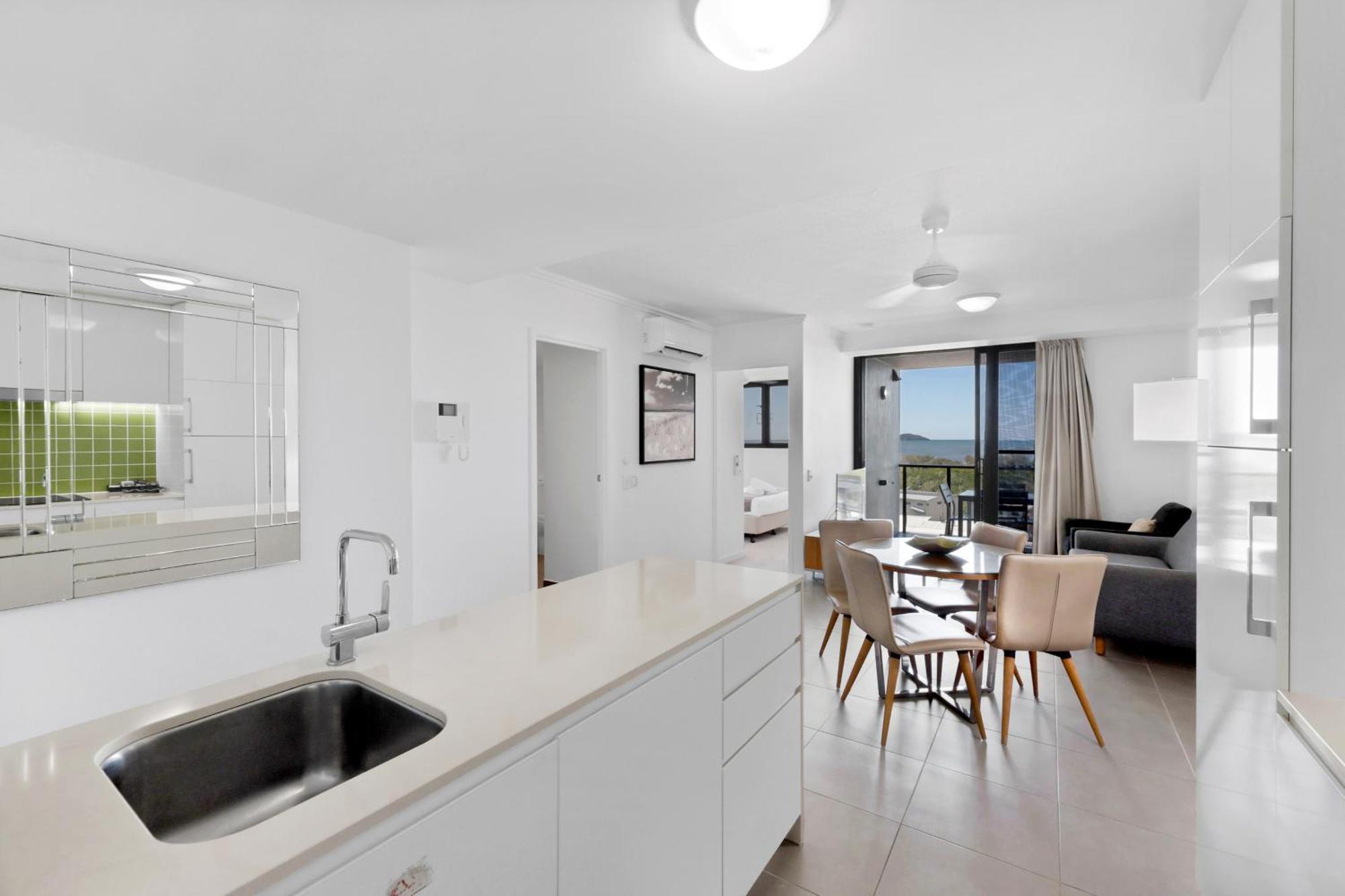 Pacific Sands Apartments Mackay Bagian luar foto