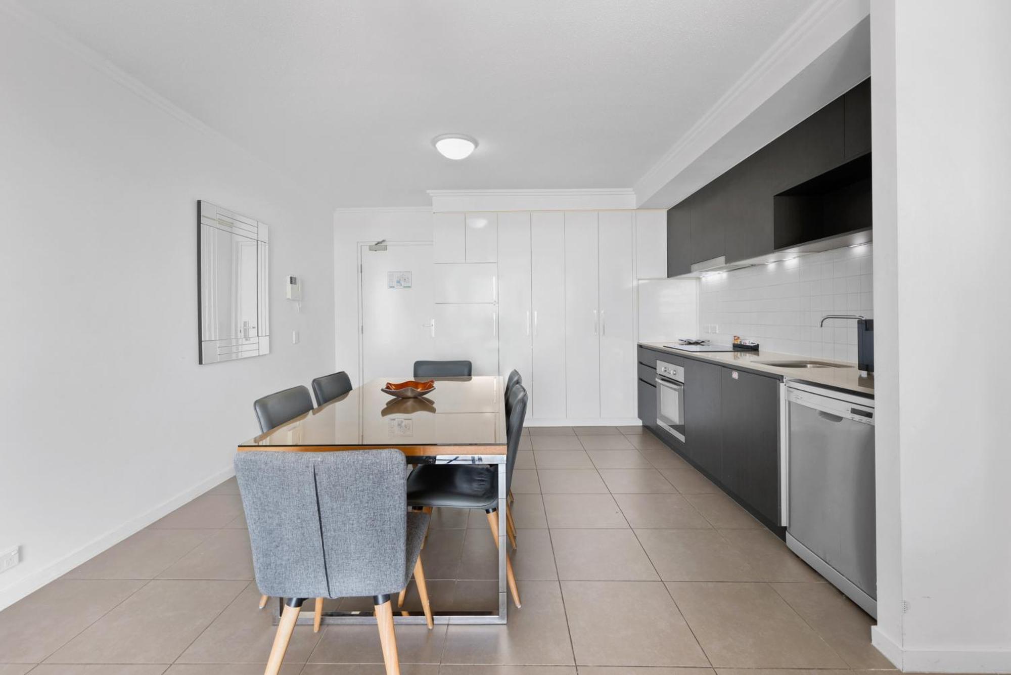 Pacific Sands Apartments Mackay Bagian luar foto