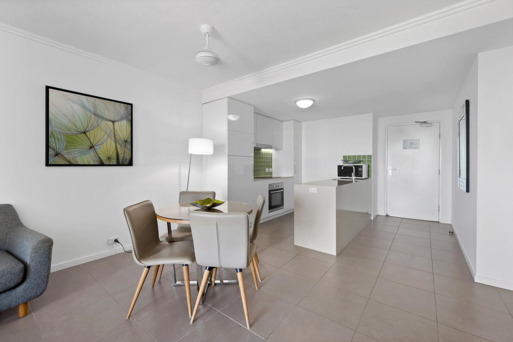 Pacific Sands Apartments Mackay Bagian luar foto