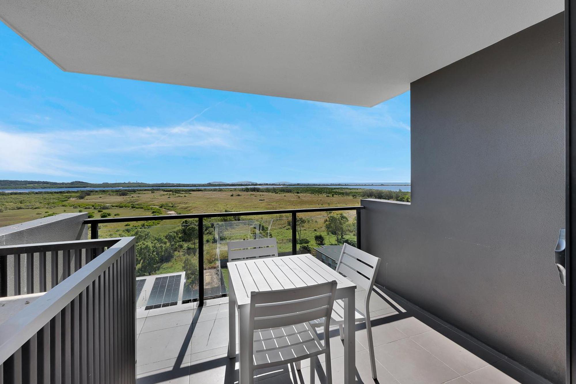 Pacific Sands Apartments Mackay Bagian luar foto