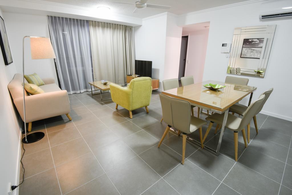 Pacific Sands Apartments Mackay Bagian luar foto
