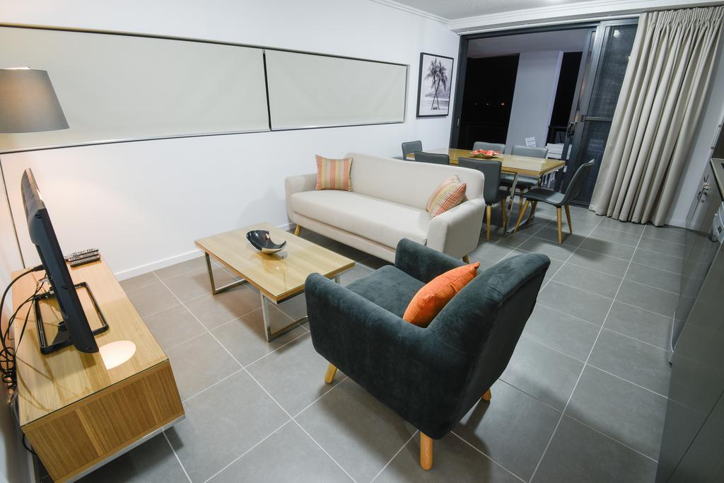Pacific Sands Apartments Mackay Bagian luar foto