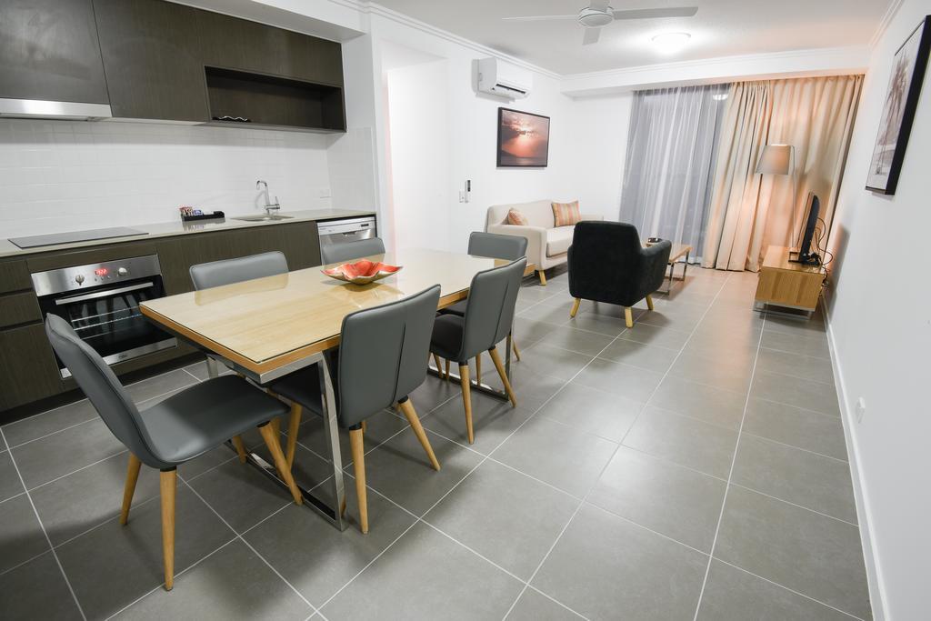 Pacific Sands Apartments Mackay Bagian luar foto